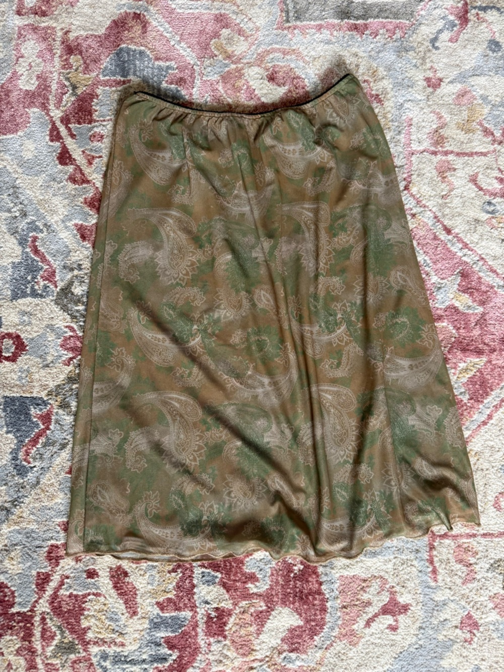 Urban Outfitters Motel Rocks Suriela Midi Skirt Paisley Green